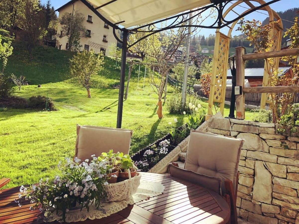 Dolomites Charme Chalet Коле Санта Лучия Екстериор снимка