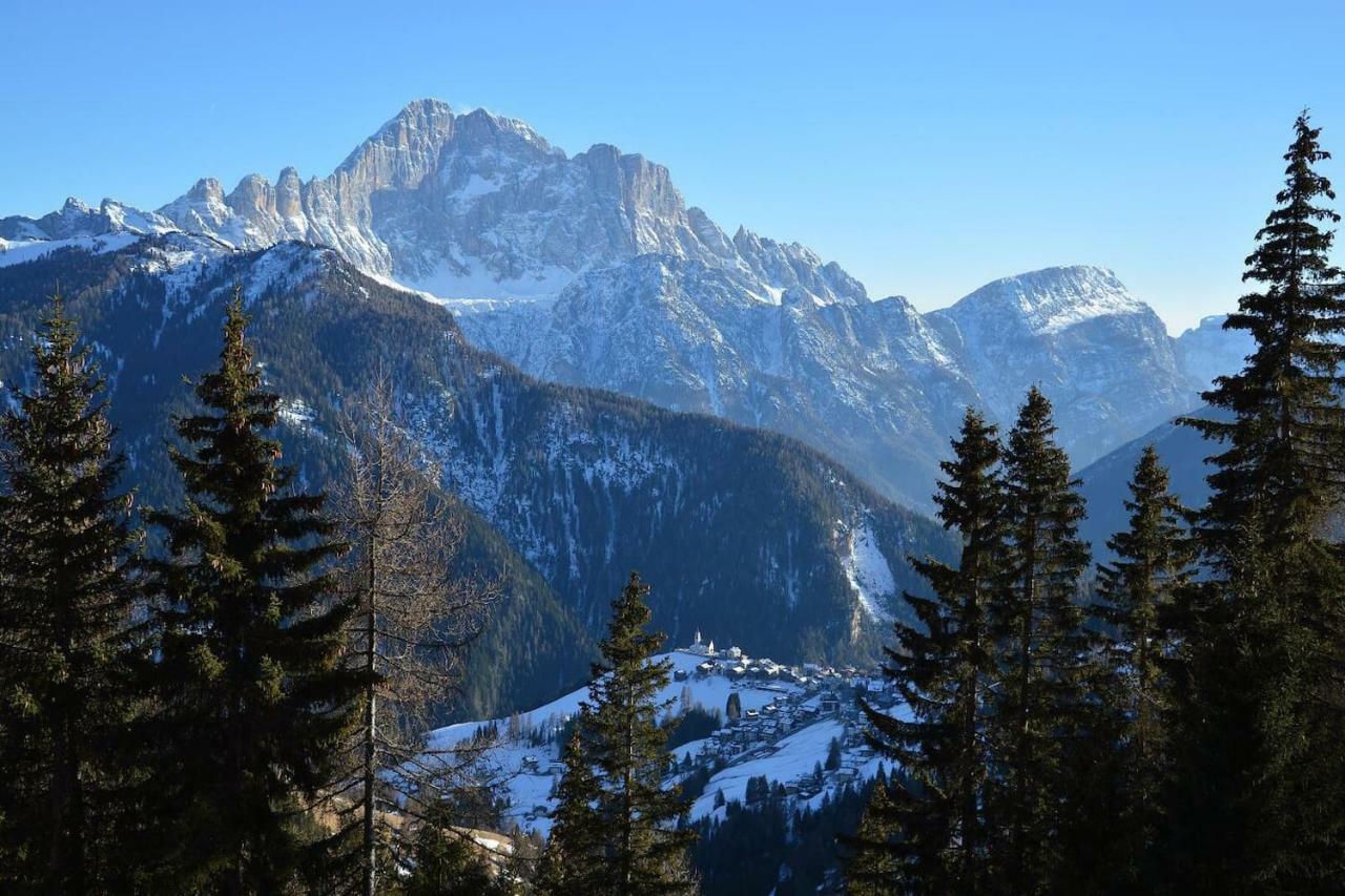 Dolomites Charme Chalet Коле Санта Лучия Екстериор снимка